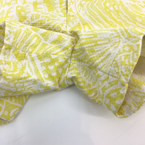 Lilly Pulitzer Palmita Shorts in Lilly’s Lemon Sea Cups - Picture 10 of 15